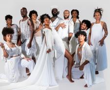 Circo, dança e música se encontram em {FÉ}STA, em cartaz no Guairinha 