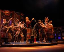 Estreia da temporada 2026 da G2 Cia de Dança emociona o público de Maringá