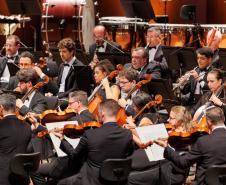 Orquestra Sinfônica do Paraná e Balé Teatro Guaíra abrem seleções para músicos e bailarinos