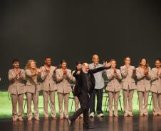 O Balé Teatro Guaíra abriu oficialmente sua temporada de apresentações de 2026 com “Tempo de Movimento”, que reuniu quase seis mil pessoas.