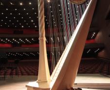 Orquestra Sinfônica do Paraná recebe nova harpa italiana Salvi