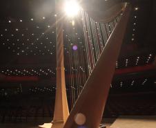 Orquestra Sinfônica do Paraná recebe nova harpa italiana Salvi