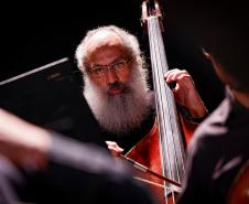 Orquestra Sinfônica do Paraná encanta crianças em concerto didático em Araucária