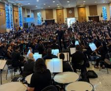Orquestra Sinfônica do Paraná se apresenta para 700 estudantes em Campo Largo