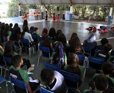 Escola de Dança Teatro Guaíra faz primeira apresentação de 2026 do projeto Guaíra para Todos.