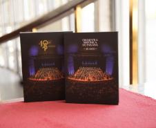 O lançamento do livro que traz a trajetória de 40 anos da OSP será no foyer do auditório Bento Munhoz da Rocha Neto (Guairão), com entrada gratuita.