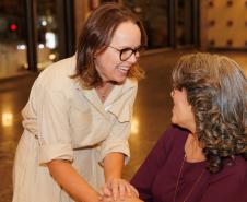 Lançamento de livro sobre os 40 anos da Orquestra reúne mais de 500 pessoas no Centro Cultural Teatro Guaíra