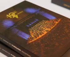Lançamento de livro sobre os 40 anos da Orquestra reúne mais de 500 pessoas no Centro Cultural Teatro Guaíra