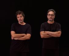 Lucio Mauro Filho e Bruno Mazzeo celebram a amizade e legado familiar em "Gostava Mais Dos Pais", no Guairão