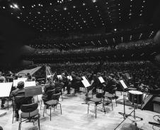 A Orquestra Sinfônica do Paraná em mais uma apresentação da Série Ouro traz ao palco do Guaírão o universo de Gershwin. 