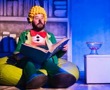 "EBA! A Extraordinária Biblioteca de Alexandria" da Alameda Cia. Teatral celebra o universo da literatura