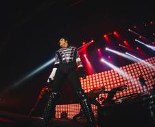 "Tributo ao Rei do Pop”: Rodrigo Teaser retorna ao Teatro Guaíra