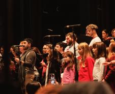 Projeto grandioso: concerto dos 41 anos da OSP mobiliza 230 artistas e crianças no Guairão 