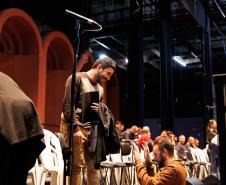 Projeto grandioso: concerto dos 41 anos da OSP mobiliza 230 artistas e crianças no Guairão 