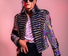 "Tributo ao Rei do Pop”: Rodrigo Teaser retorna ao Teatro Guaíra