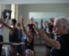 Documentário “Cia Masculina” ganha exibição gratuita no Teatro José Maria Santos