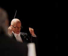 Concerto dos 41 anos da Orquestra Sinfônica do Paraná leva mais de 4,3 mil pessoas ao Guaíra