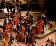 Concerto dos 41 anos da Orquestra Sinfônica do Paraná leva mais de 4,3 mil pessoas ao Guaíra