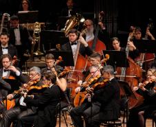 Concerto dos 41 anos da Orquestra Sinfônica do Paraná leva mais de 4,3 mil pessoas ao Guaíra
