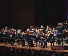 Orquestra Sinfônica do Paraná lota Guairão e encerra semana de recorde de público