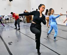 Teatro Guaíra oferece curso gratuito de técnicas corporais para artistas do movimento