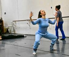 Teatro Guaíra oferece curso gratuito de técnicas corporais para artistas do movimento