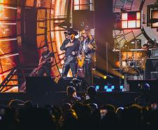 Turnê de 30 anos de Edson & Hudson chega a Curitiba com show no Teatro Guaíra