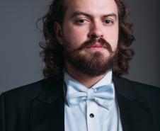 Orquestra Sinfônica do Paraná recebe maestros internacionais em série especial de concertos no mês de agosto