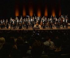 Orquestra Sinfônica do Paraná homenageia Roberto Tibiriçá em concerto que antecede apresentações na China