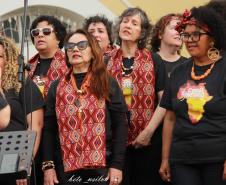 Coral Negro de Curitiba apresenta “Zumbi e Dandara: Herança dos Palmares” no Teatro Guaíra