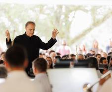 Orquestra Sinfônica do Paraná apresenta neste sábado (26) repertório que celebra a música e a cultura paranaense no Auditório do MON