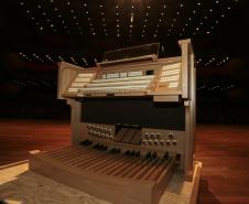 Centro Cultural Teatro Guaíra incorpora novo órgão eletrônico ao seu patrimônio musical