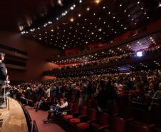 Orquestra Sinfônica do Paraná abre venda de ingressos para concerto com maestro holandês Vicent Kort