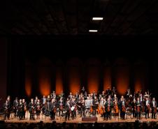 Orquestra Sinfônica do Paraná abre venda de ingressos para concerto com maestra britânica Catherine Larsen-Maguire
