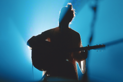 Tiago Iorc canta Acústico MTV no Guairão