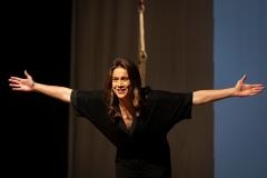 Fernanda Gentil com espetáculo Sem Cerimônia no Guairão 