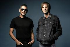 Dado e Bonfá posam para foto