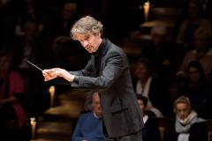 Raphael Haeger conduz concerto