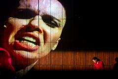 Cena da peça "Prima Facie" que estará no palco do Guairão 