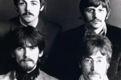 Concerto da Orquestra Sinfônica do Paraná com repertório dos Beatles destaca a influência da música clássica na obra da banda