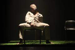 Balé Teatro Guaíra apresenta “Stol” e “V.I.C.A.” no Guairinha