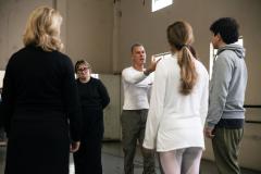 Curso gratuito do Teatro Guaíra forma 95 artistas em 2025