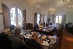 A entrega aconteceu na quarta-feira (06) durante o tradicional Café da Manhã dos Imortais e  os membros da academia acompanharam uma exposição sobre a obra pelo diretor artístico  do Centro Cultural Teatro Guaíra Áldice Lopes