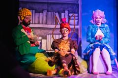 "EBA! A Extraordinária Biblioteca de Alexandria" da Alameda Cia. Teatral celebra o universo da literatura