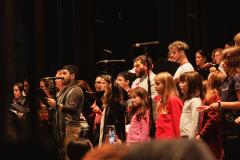Projeto grandioso: concerto dos 41 anos da OSP mobiliza 230 artistas e crianças no Guairão 