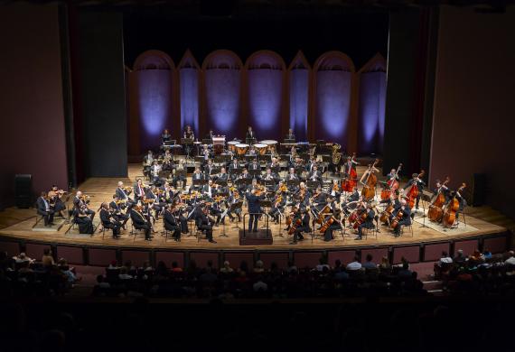 Orquestra Sinfônica do Paraná em apresentação no CCTG
