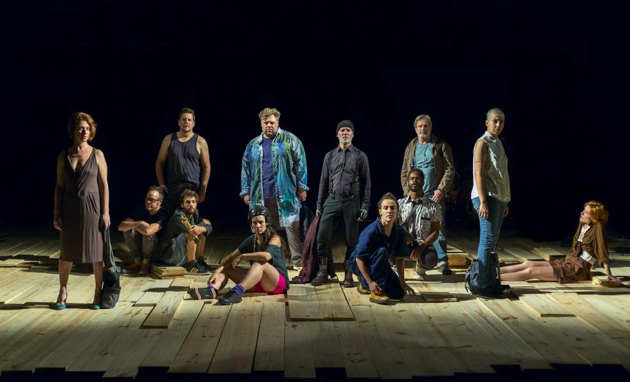 Elenco de TodoMundo!, peça que será apresentada na edição 2020 do TCP