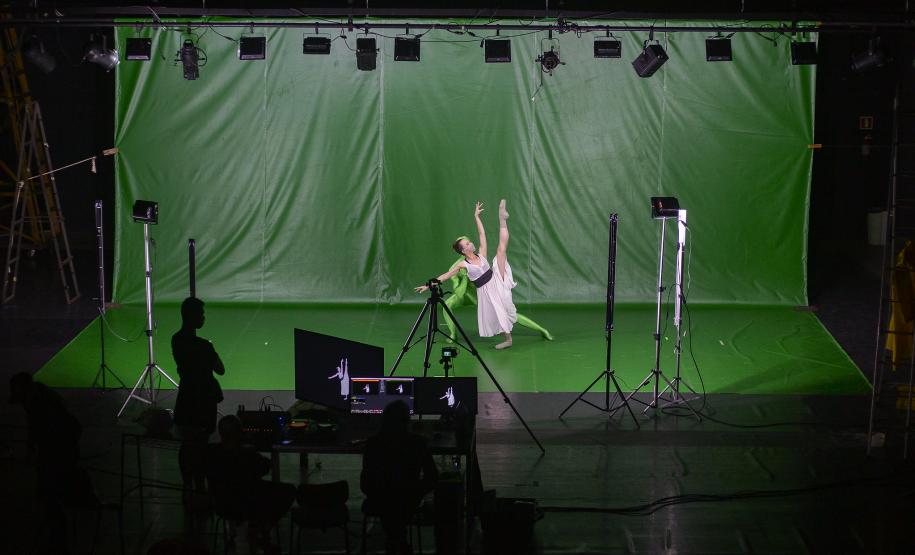 Teatro Guaíra tem programação virtual especial para o Dia das Crianças