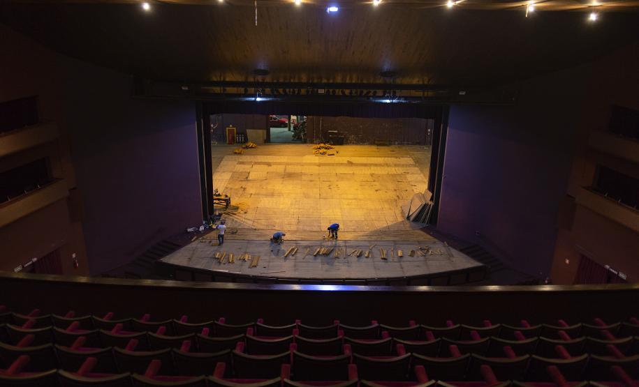 Reforma prepara Teatro Guaíra para espetáculos em 2022