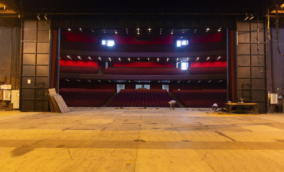 Reforma prepara Teatro Guaíra para espetáculos em 2022
